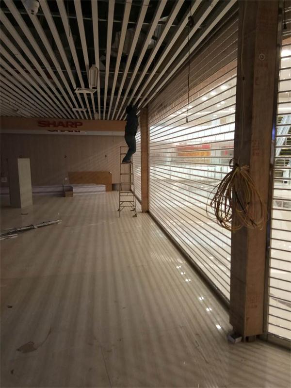  水晶卷簾門安裝案例